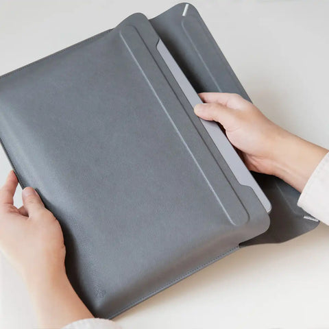 Valentinus Laptop Pouch